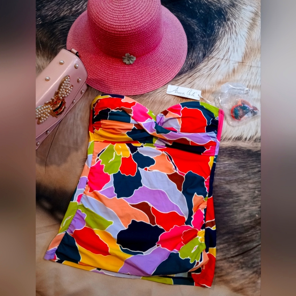 NWT Annie Cole